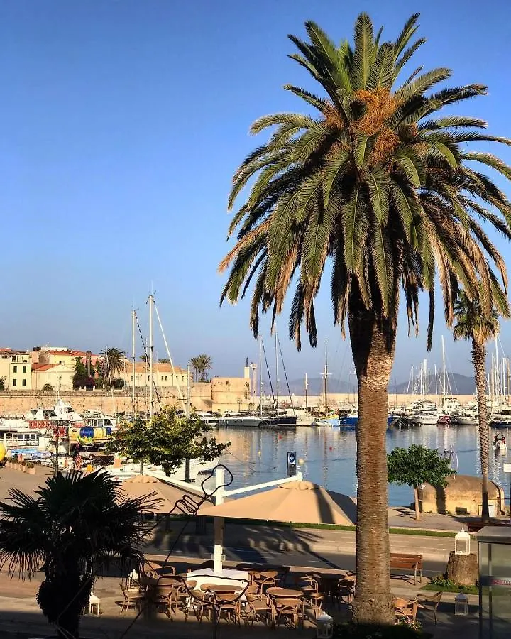 Dolce Vita Suite Alguer 2*,