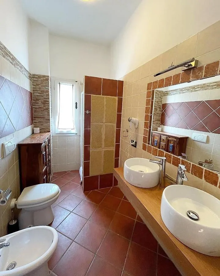 Dolce Vita Suite Alghero 2*,