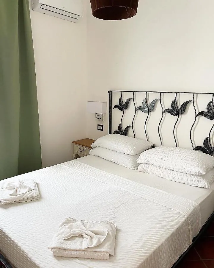 Dolce Vita Suite Alghero 2*,  Italie