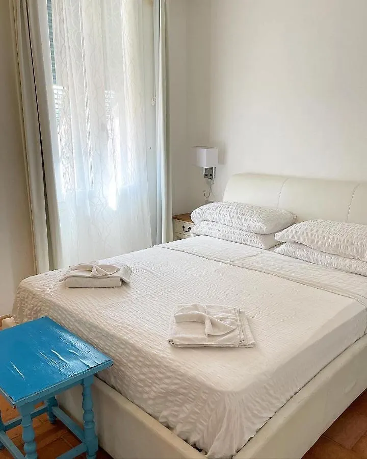 Dolce Vita Suite Alghero 2*,